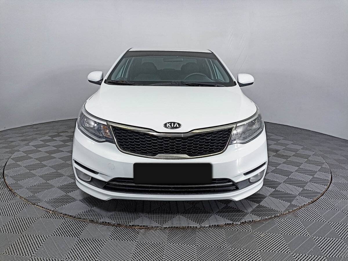 Kia Rio б/у, 2015, Механическая. Фото: #1
