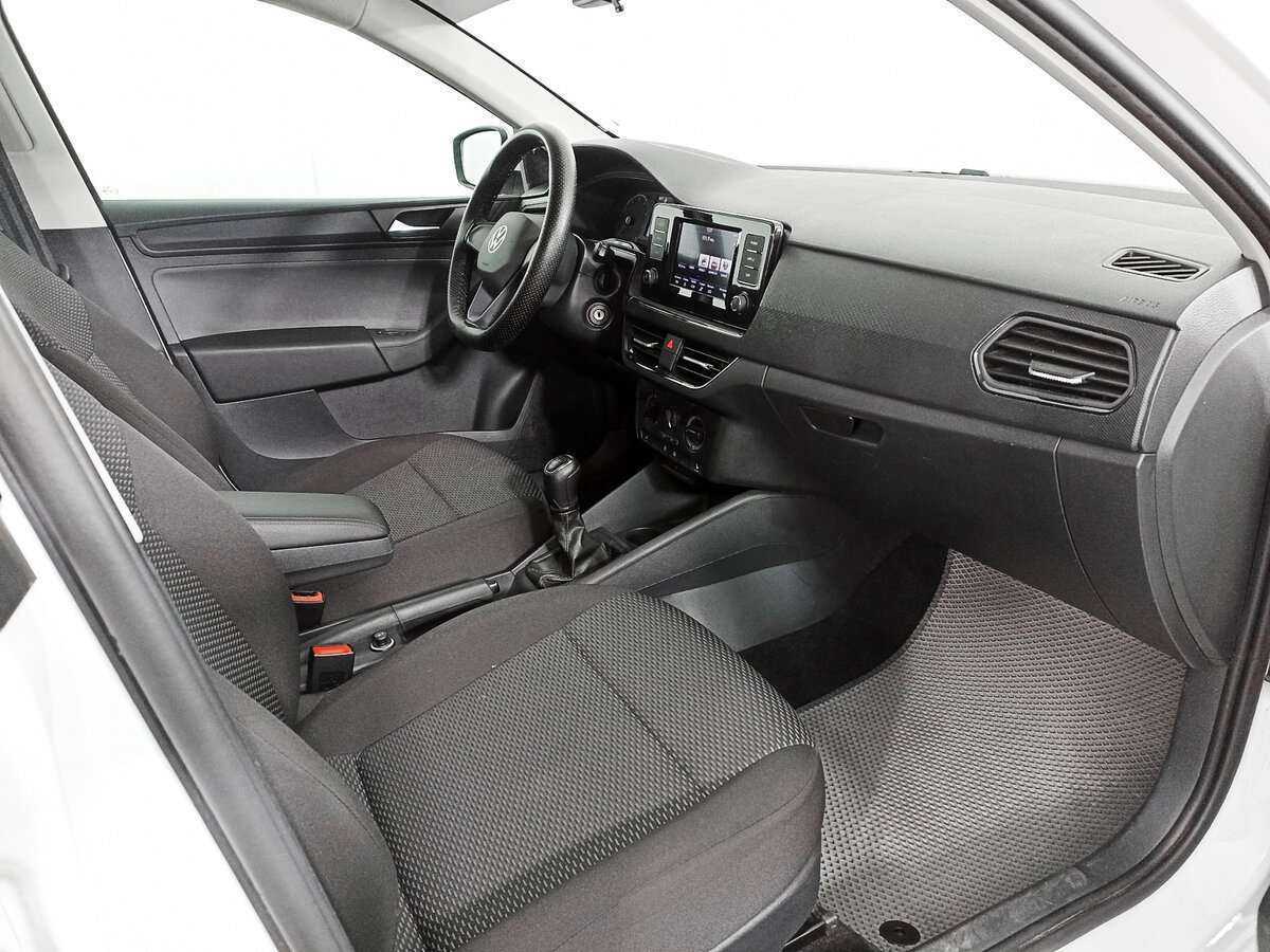 Volkswagen Polo б/у, 2020, Механическая. Фото: #10