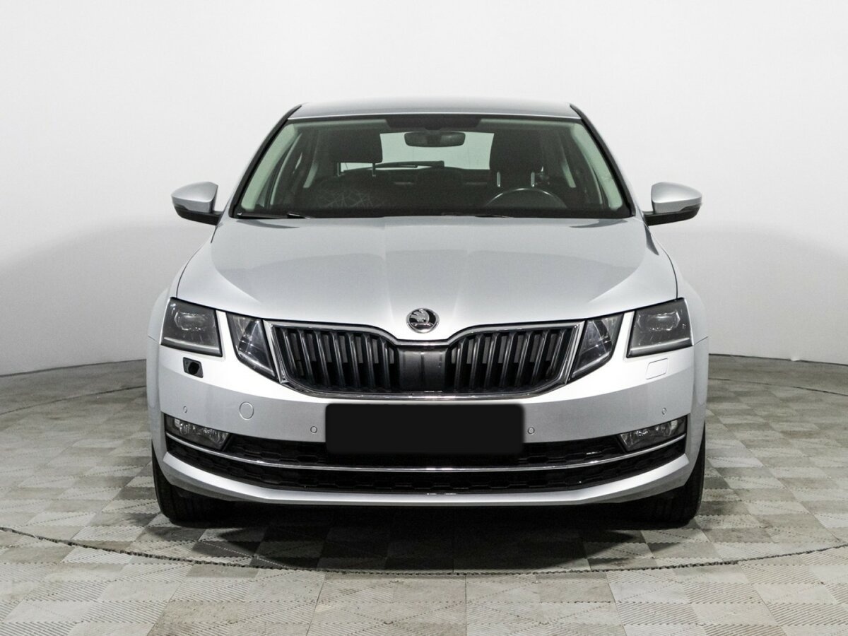 Skoda Octavia б/у, 2020, Роботизированная. Фото: #1