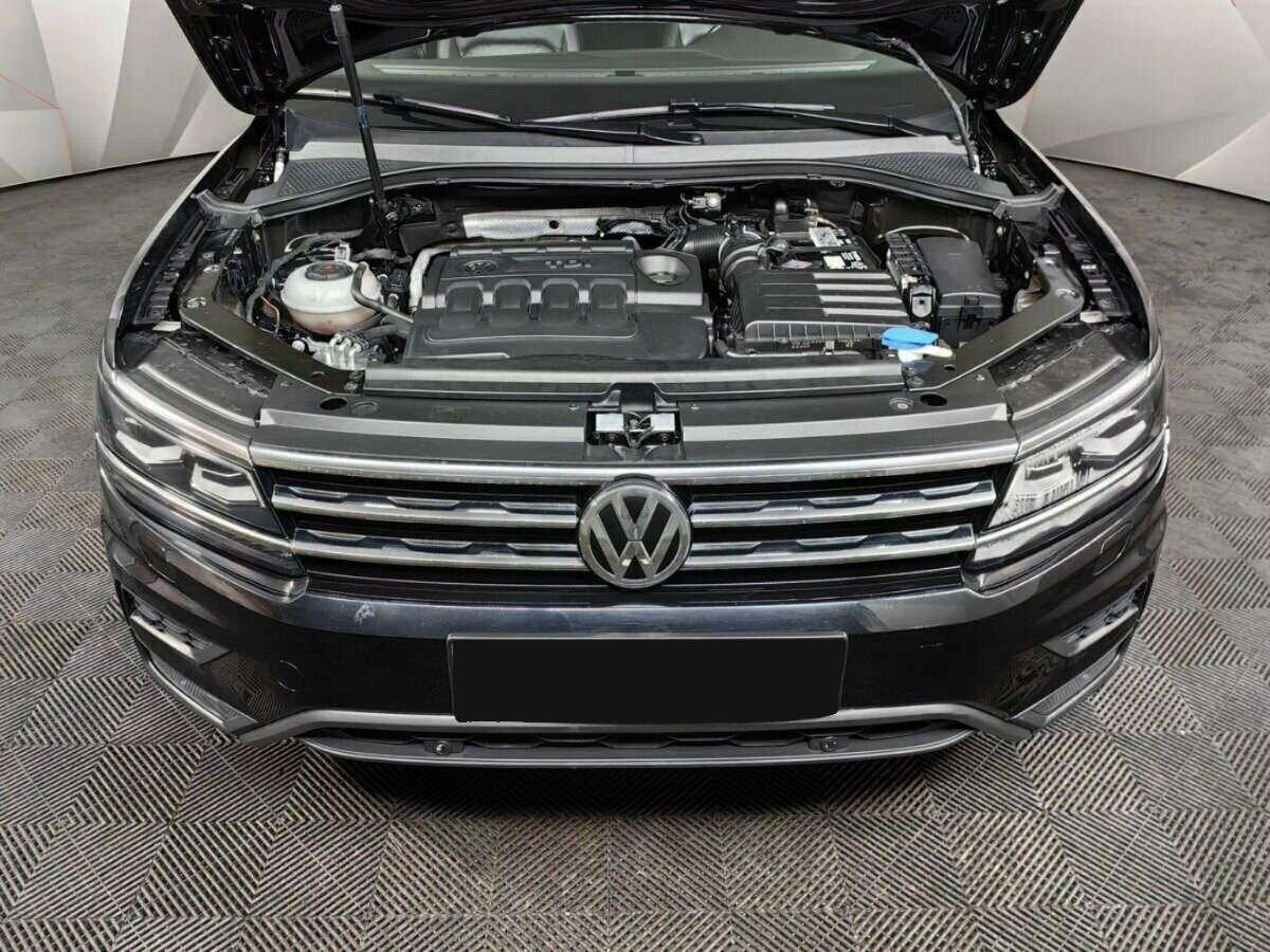 Volkswagen Tiguan б/у, 2018, Роботизированная. Фото: #16
