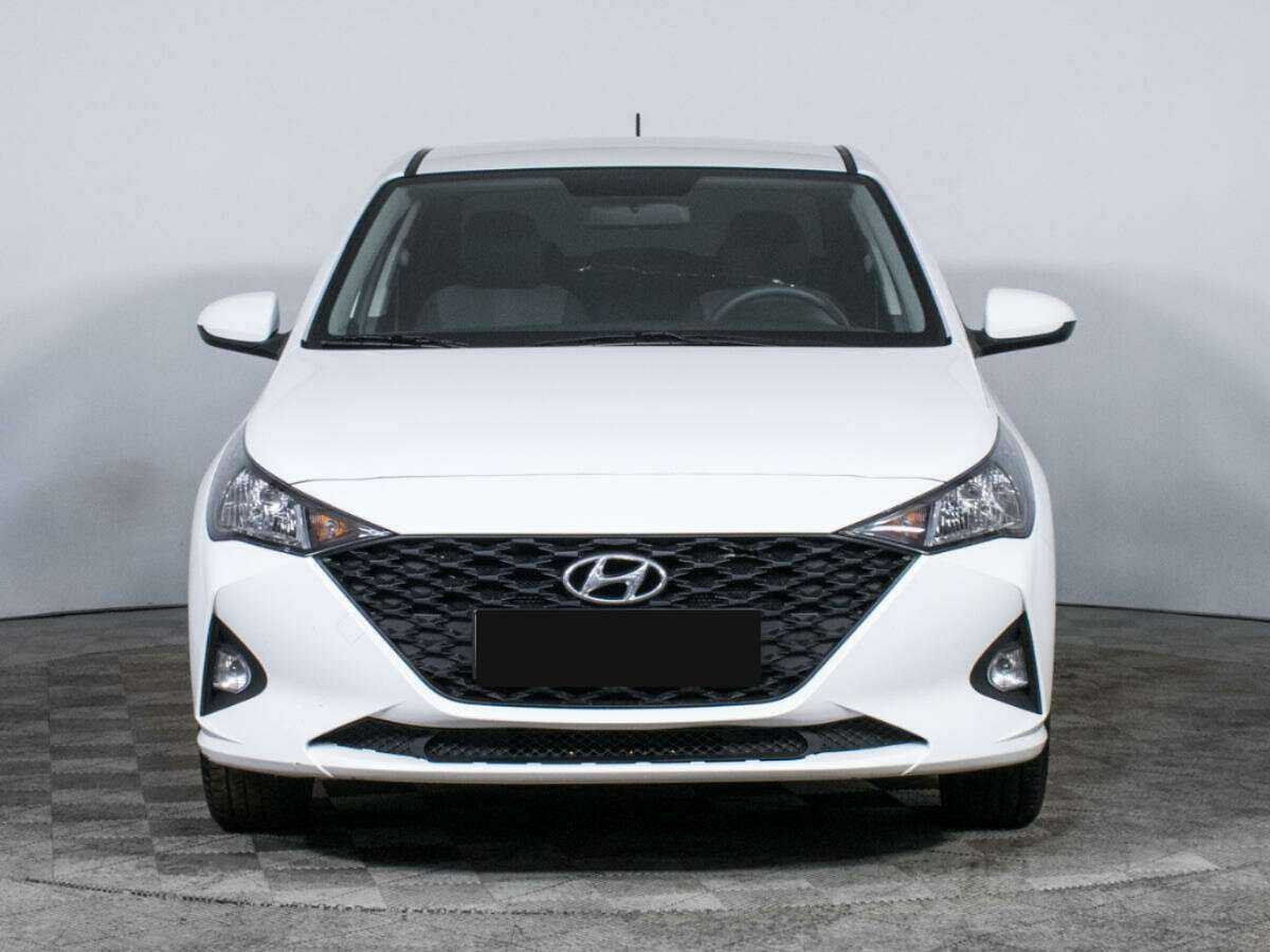 Hyundai Solaris б/у, 2021, Механическая. Фото: #1