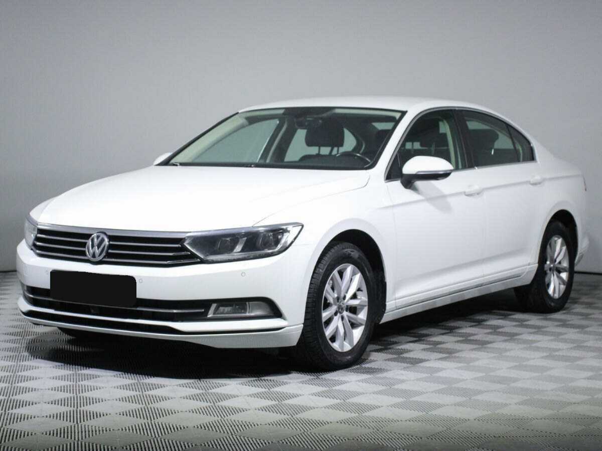 Volkswagen Passat б/у, 2018, Роботизированная. Посмотреть фото