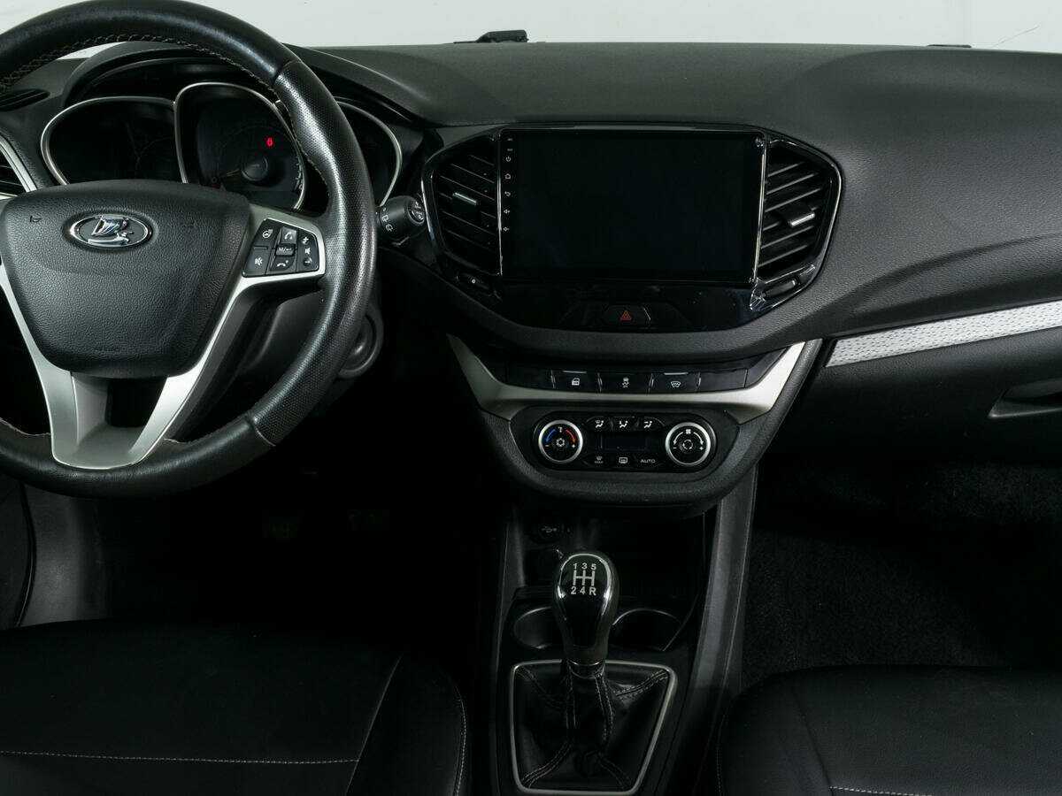 Lada (ВАЗ) Vesta б/у, 2020, Механическая. Фото: #8