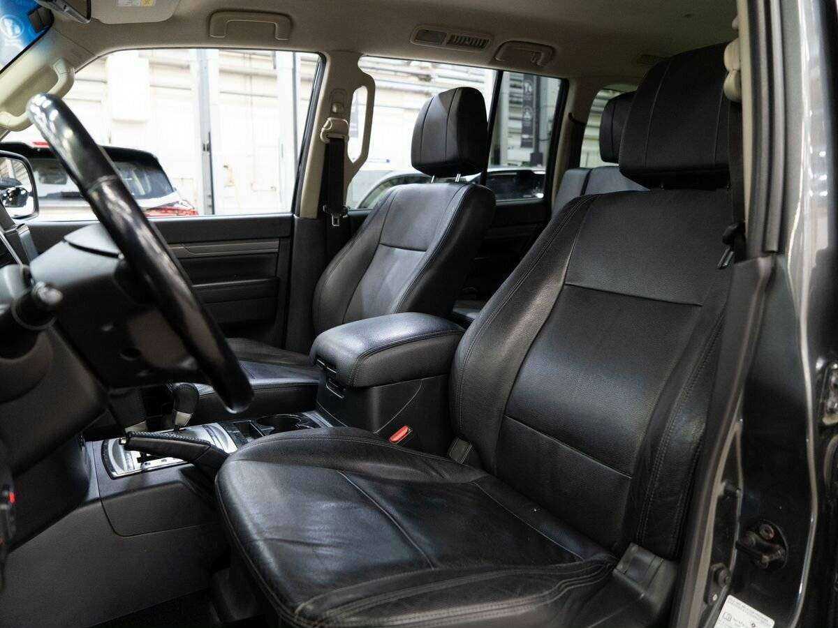 Mitsubishi Pajero б/у, 2014, Автоматическая. Фото: #4