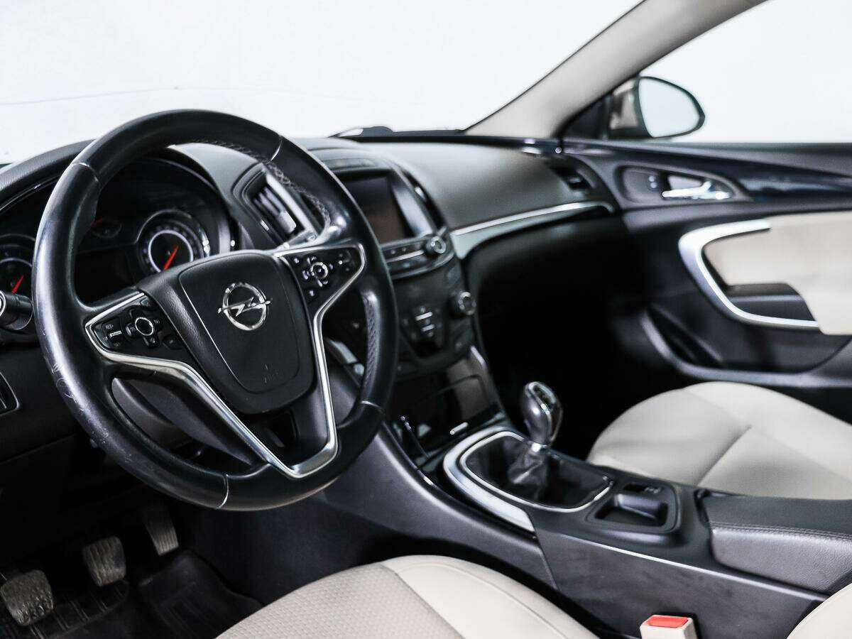 Opel Insignia б/у, 2014, Механическая. Фото: #8