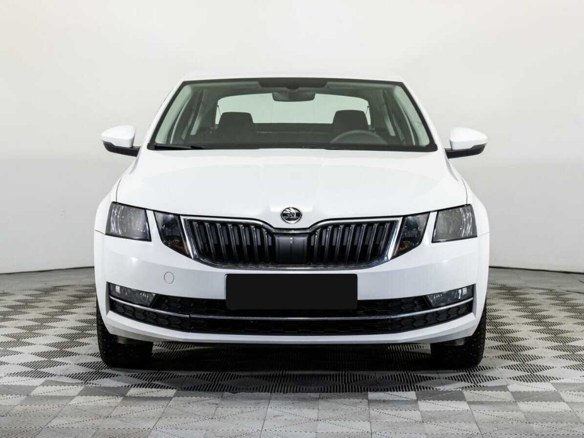 Skoda Octavia б/у, 2018, Автоматическая. Фото: #1