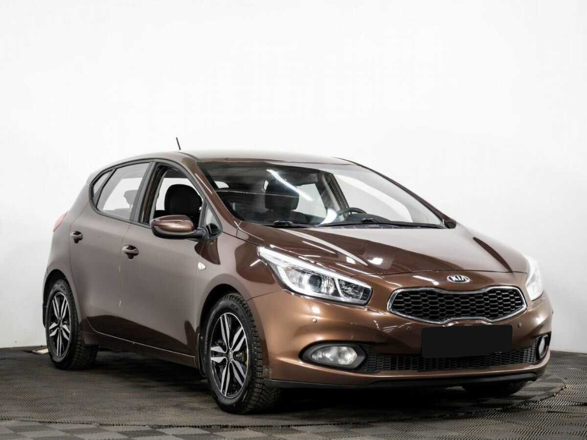 Kia Ceed б/у, 2014, Автоматическая. Фото: #2