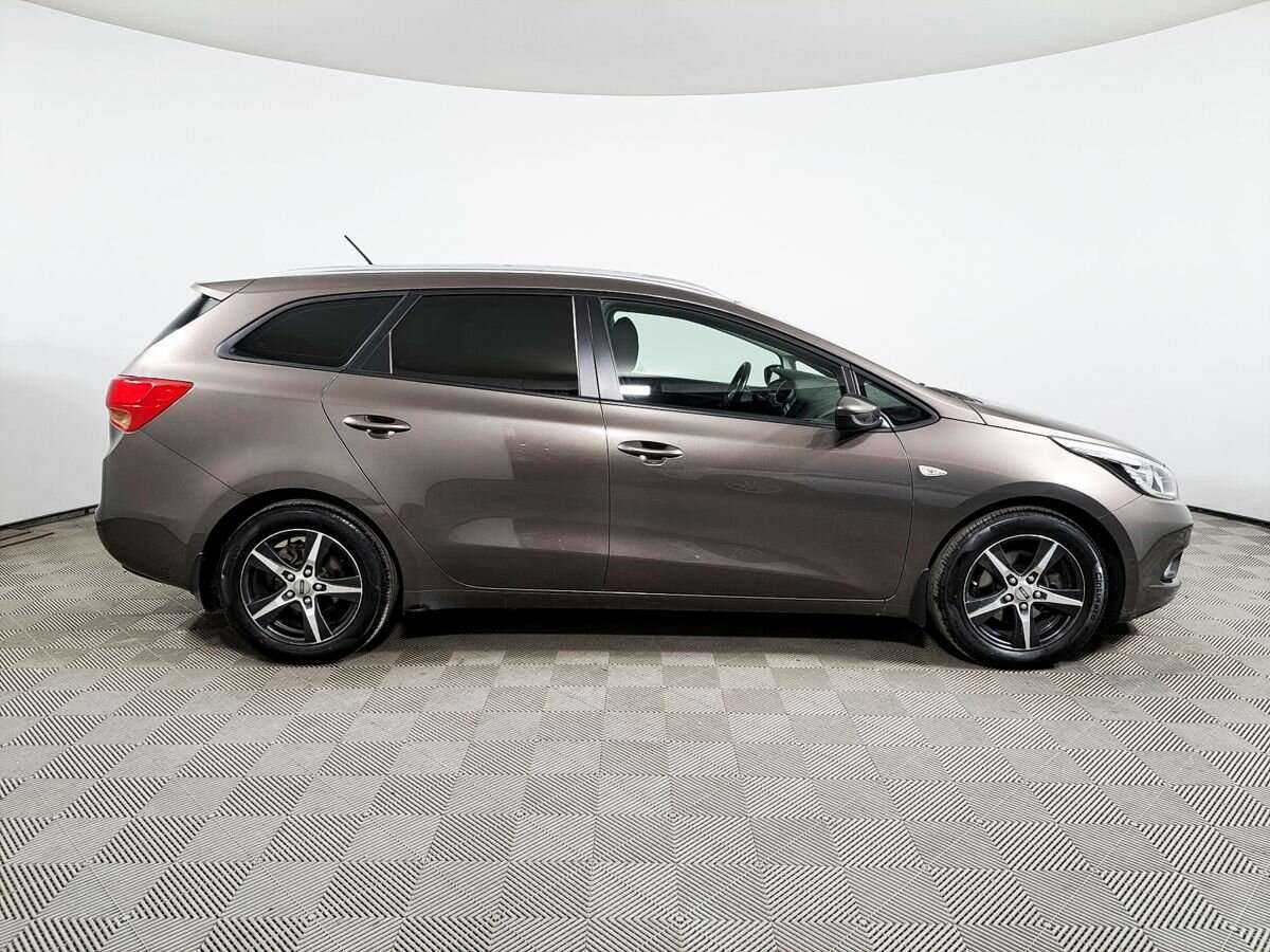 Kia Ceed б/у, 2015, Механическая. Фото: #3