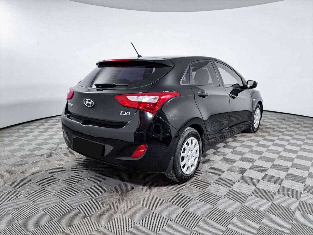 Hyundai i30 б/у, 2012, Автоматическая. Фото: #4