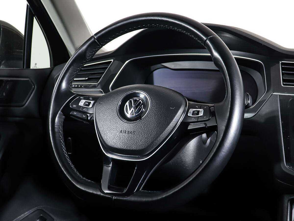 Volkswagen Tiguan б/у, 2018, Роботизированная. Фото: #15