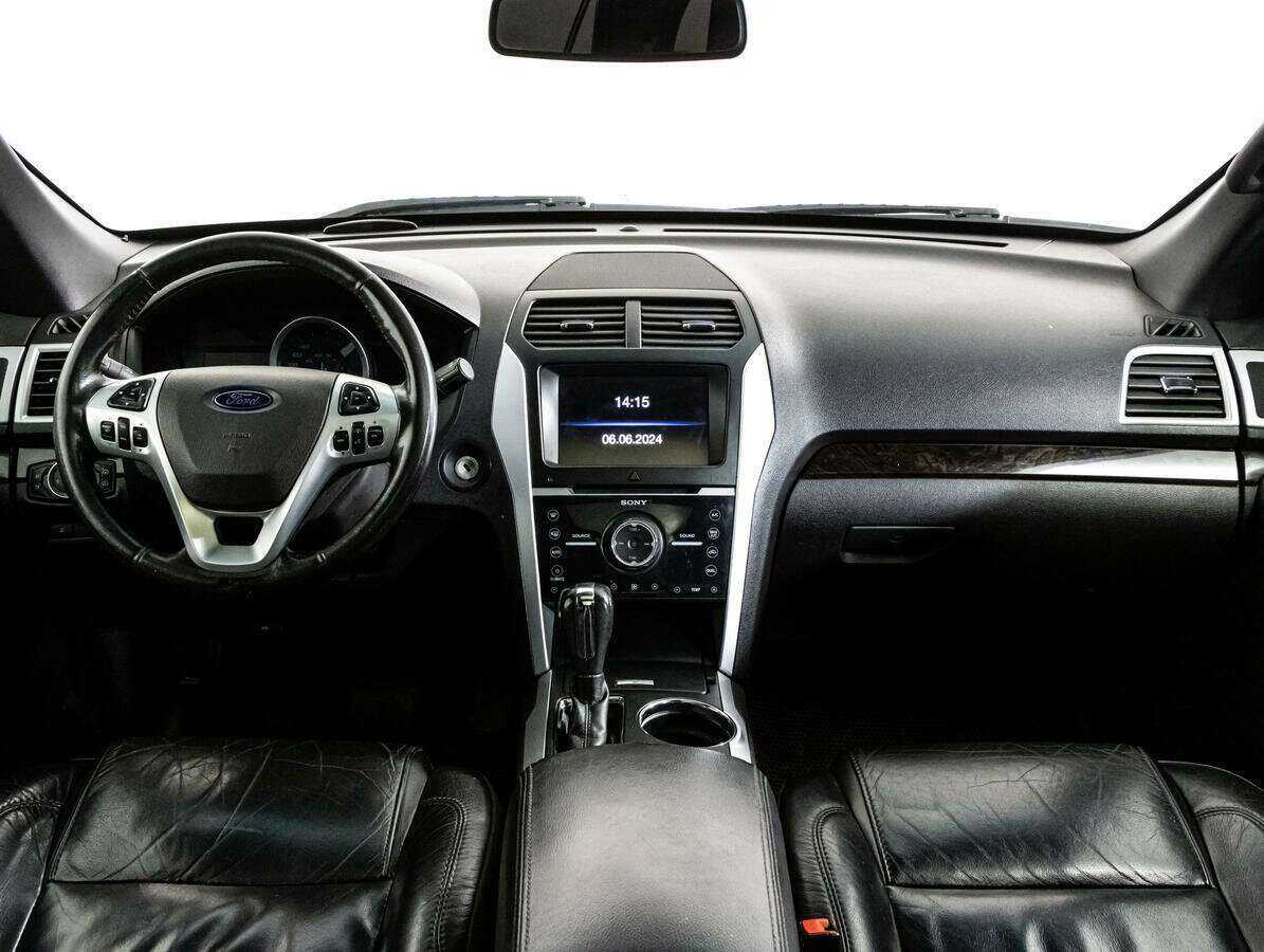 Ford Explorer б/у, 2013, Автоматическая. Фото: #7