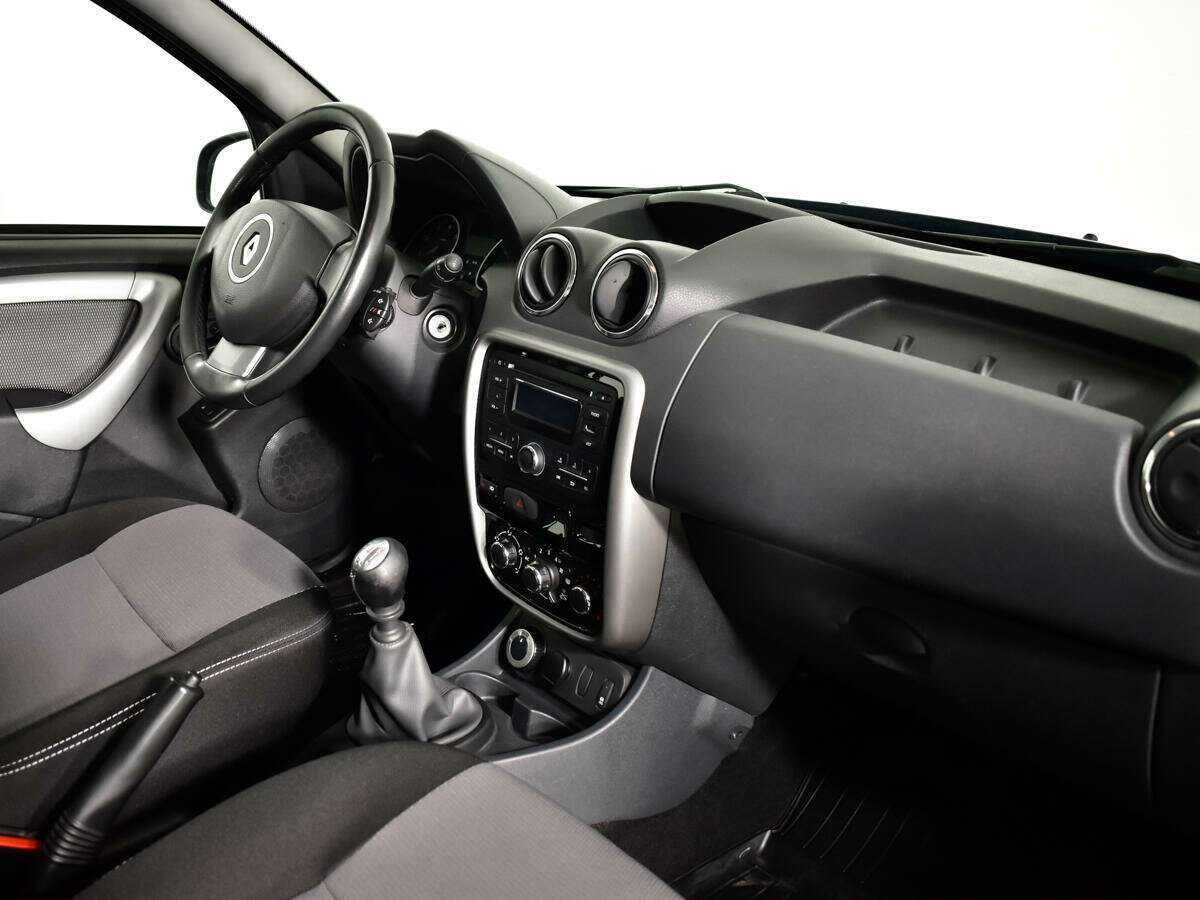 Renault Duster б/у, 2015, Механическая. Фото: #8