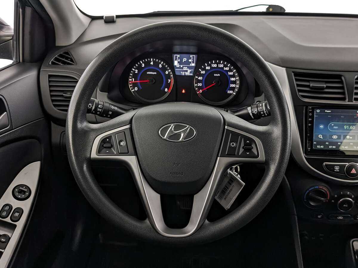Hyundai Solaris б/у, 2016, Автоматическая. Фото: #16
