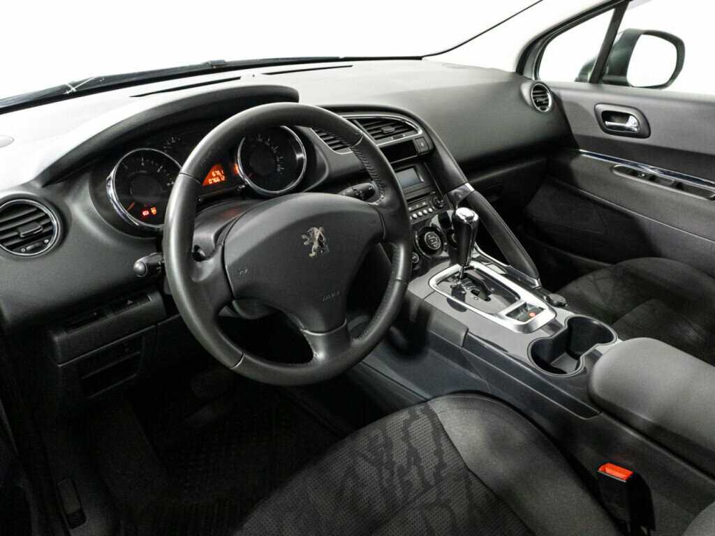 Peugeot 3008 б/у, 2012, Автоматическая. Фото: #10