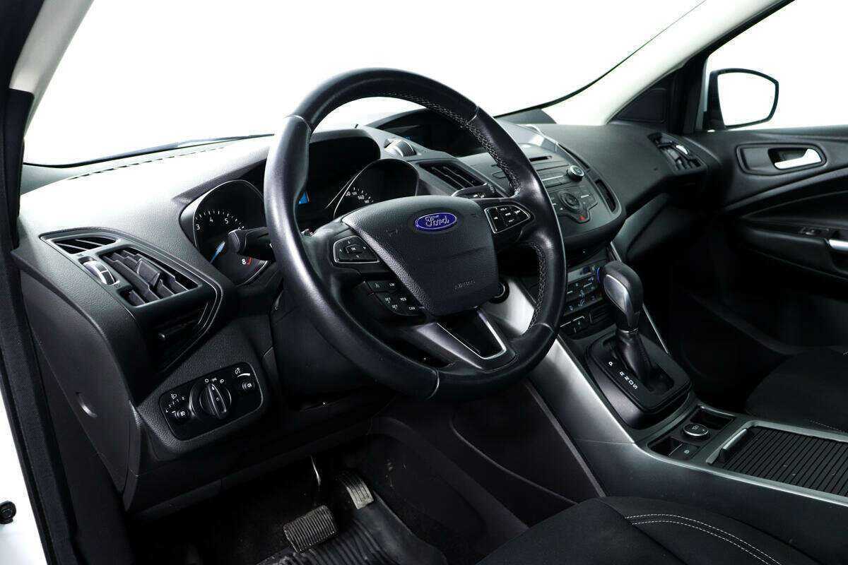 Ford Kuga б/у, 2018, Автоматическая. Фото: #12