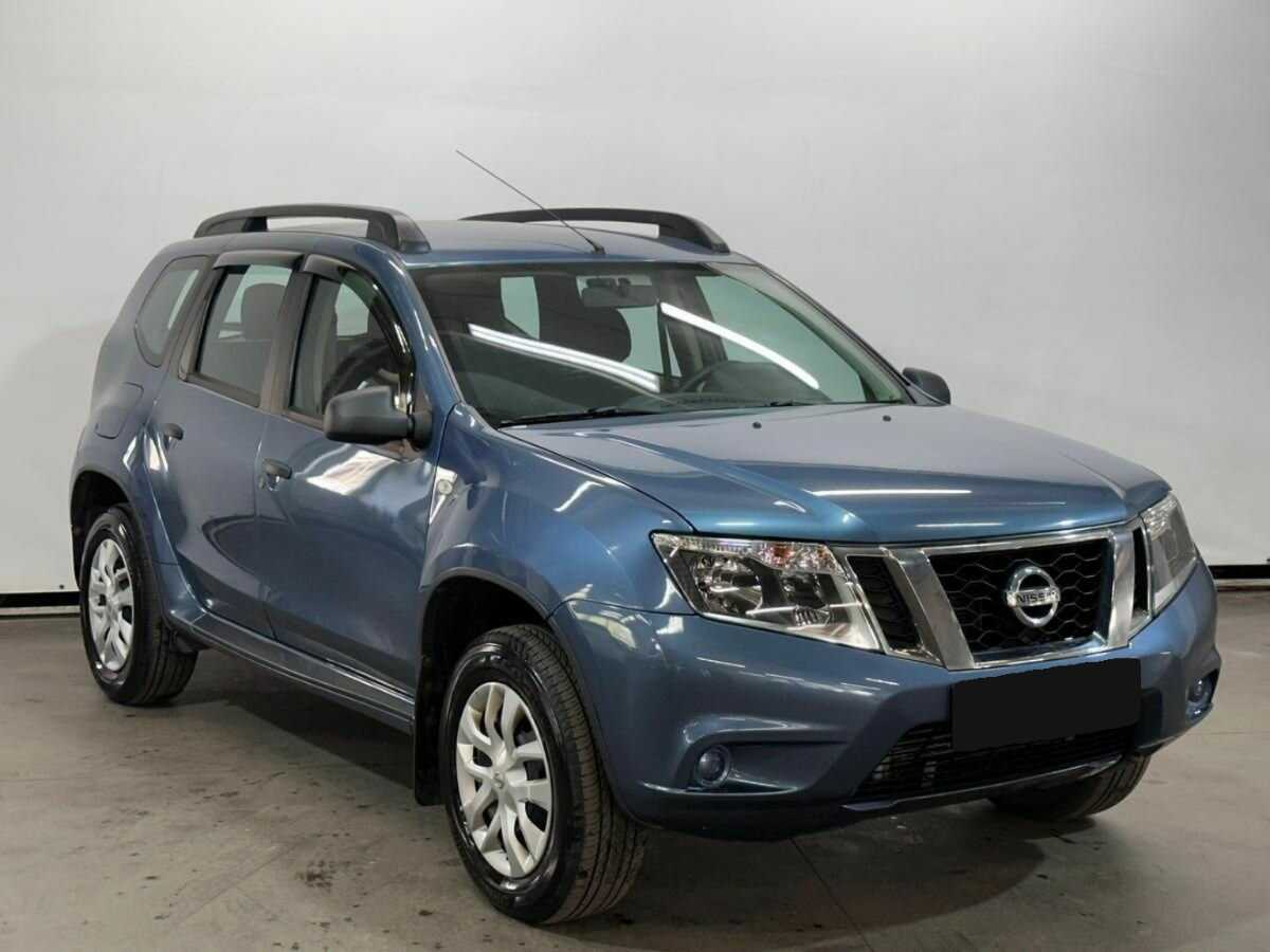 Nissan Terrano б/у, 2014, Механическая. Фото: #2