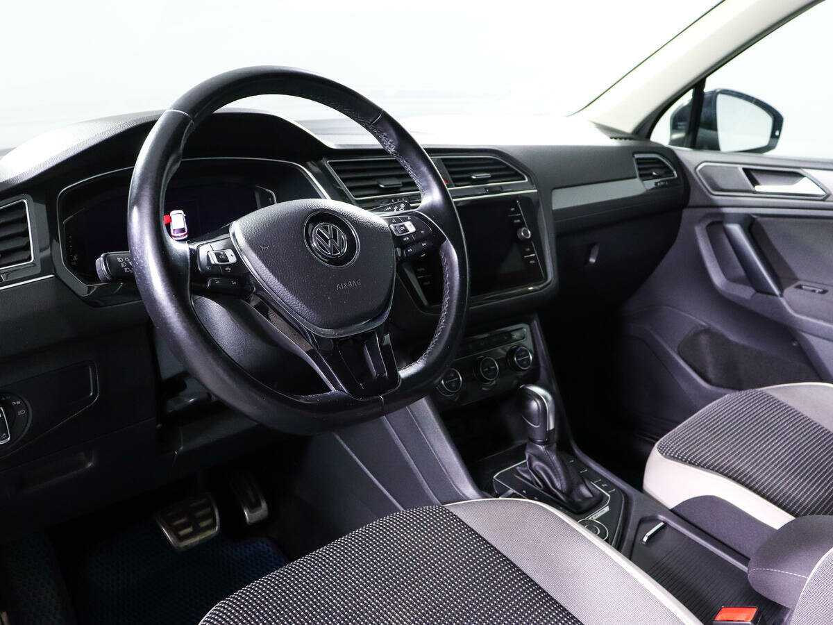 Volkswagen Tiguan б/у, 2019, Роботизированная. Фото: #13