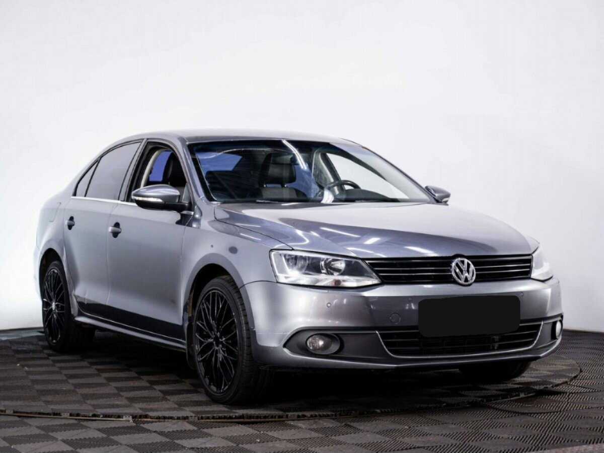 Volkswagen Jetta б/у, 2012, Роботизированная. Фото: #2