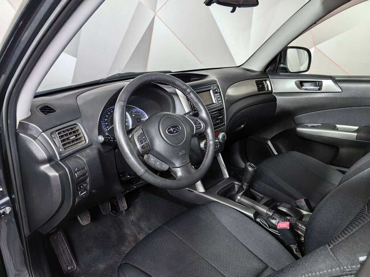 Subaru Forester б/у, 2012, Механическая. Фото: #13