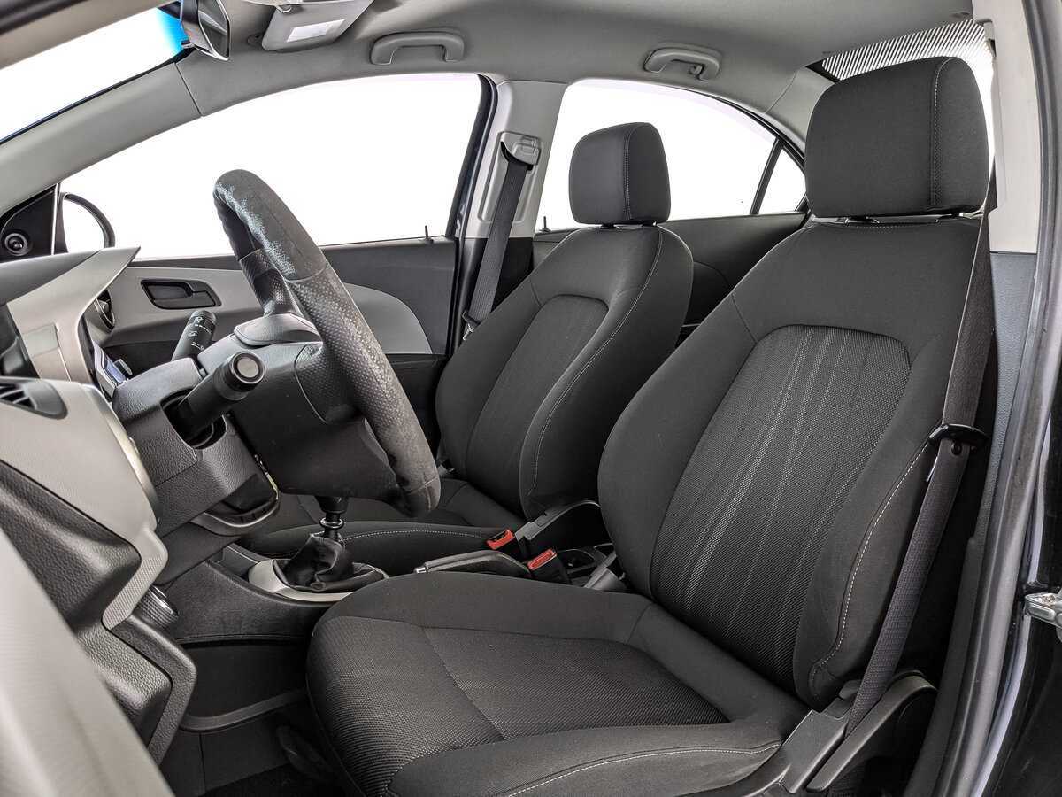 Chevrolet Aveo б/у, 2014, Механическая. Фото: #15
