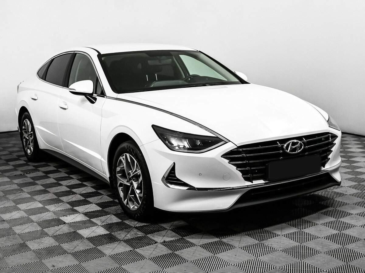 Hyundai Sonata б/у, 2020, Автоматическая. Фото: #2