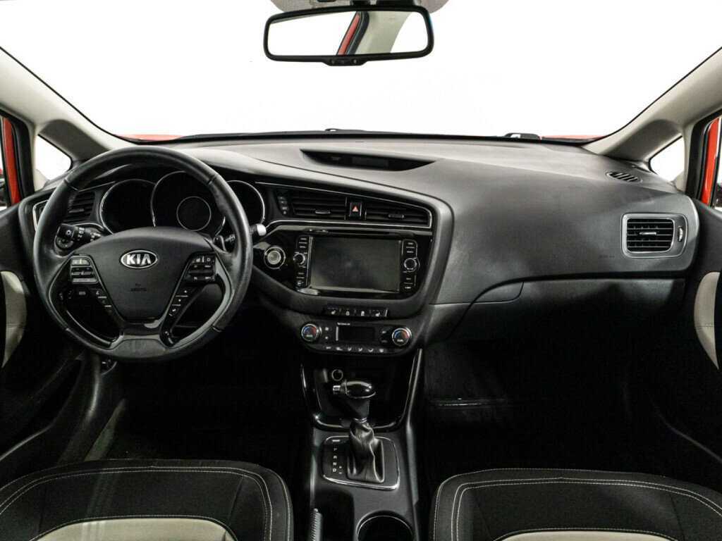 Kia Ceed б/у, 2015, Автоматическая. Фото: #12