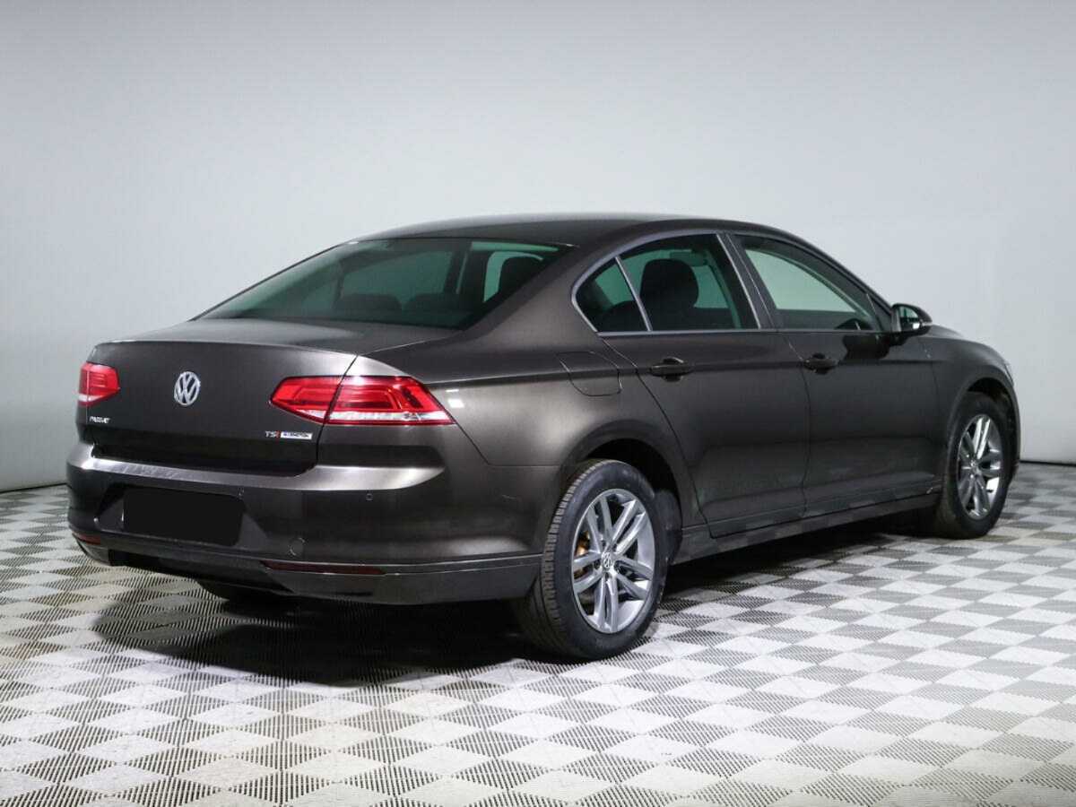 Volkswagen Passat б/у, 2016, Роботизированная. Фото: #3