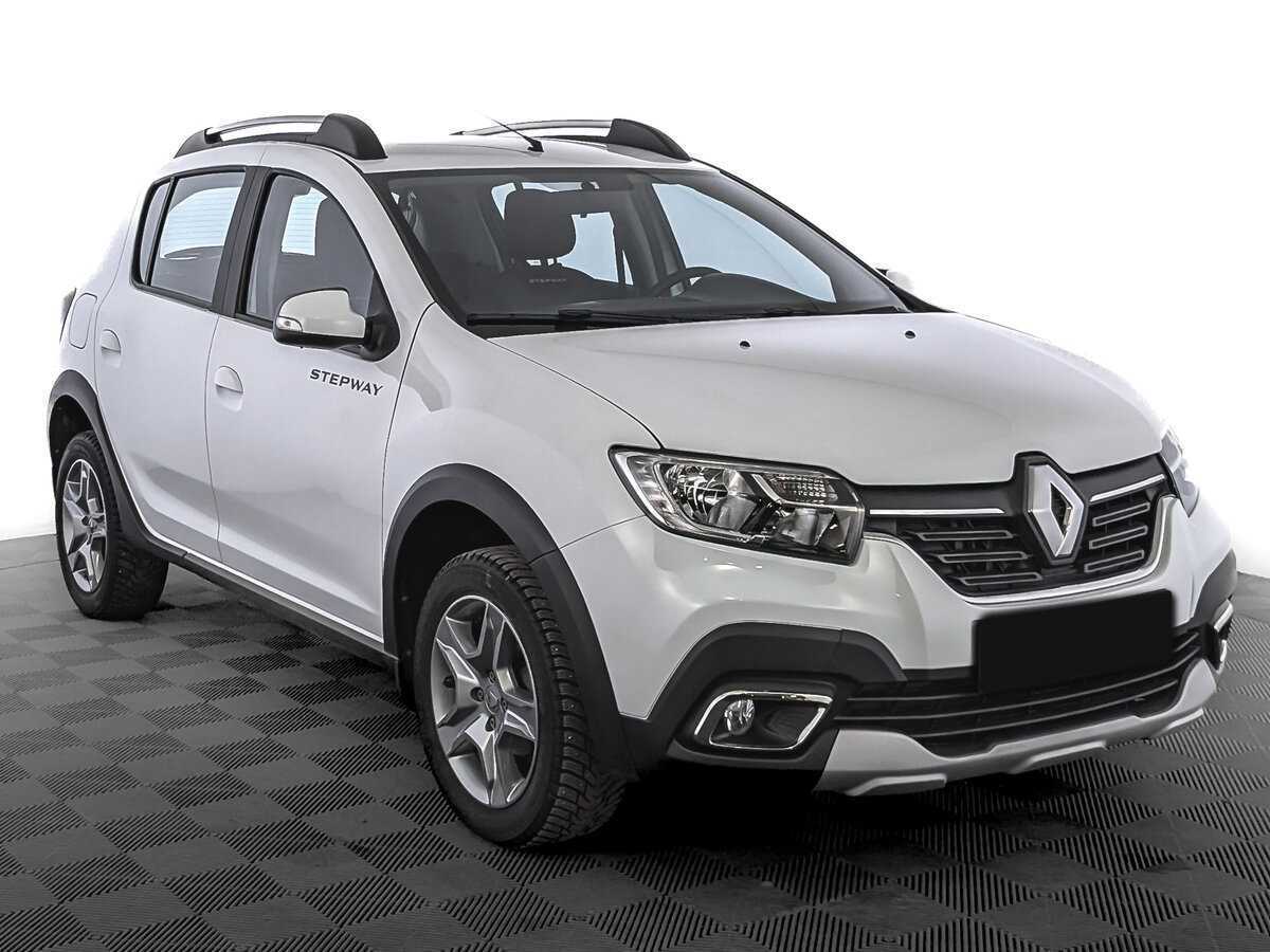 Renault Sandero б/у, 2021, Механическая. Фото: #2