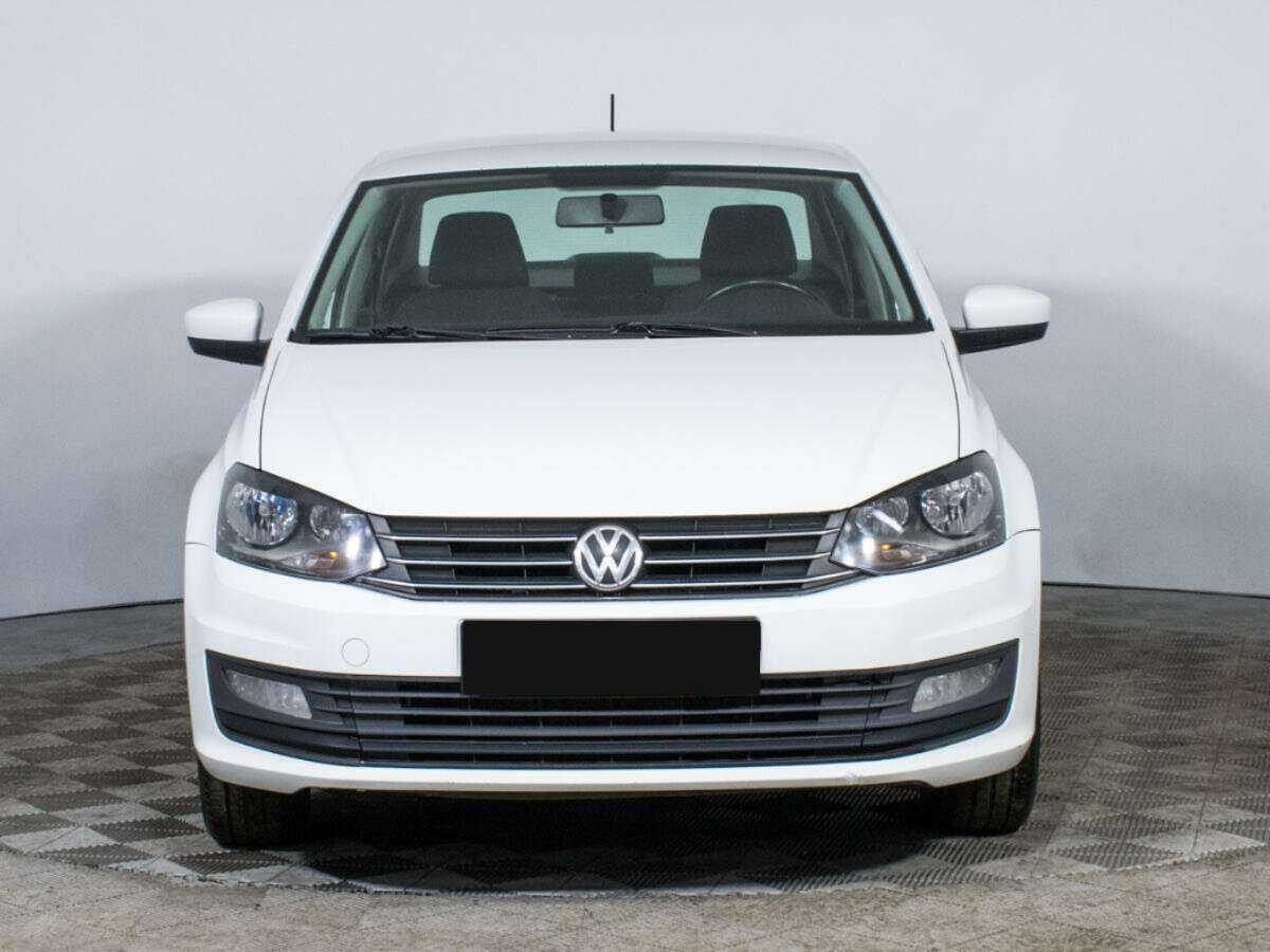 Volkswagen Polo б/у, 2015, Автоматическая. Фото: #1