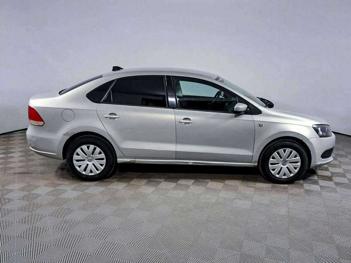 Volkswagen Polo б/у, 2012, Механическая. Фото: #3