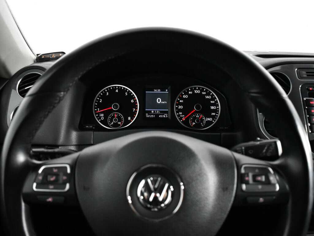 Volkswagen Tiguan б/у, 2012, Автоматическая. Фото: #10
