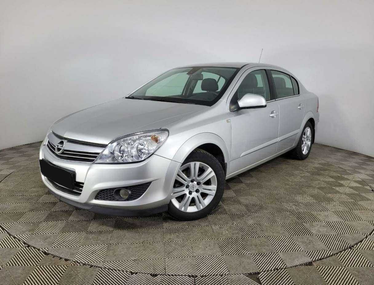 Opel Astra б/у, 2012, Автоматическая. Фото: #0