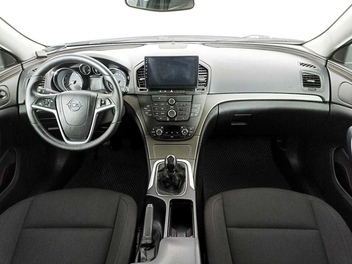 Opel Insignia б/у, 2012, Механическая. Фото: #10
