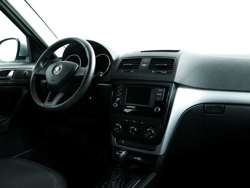 Skoda Yeti б/у, 2017, Автоматическая. Фото: #8