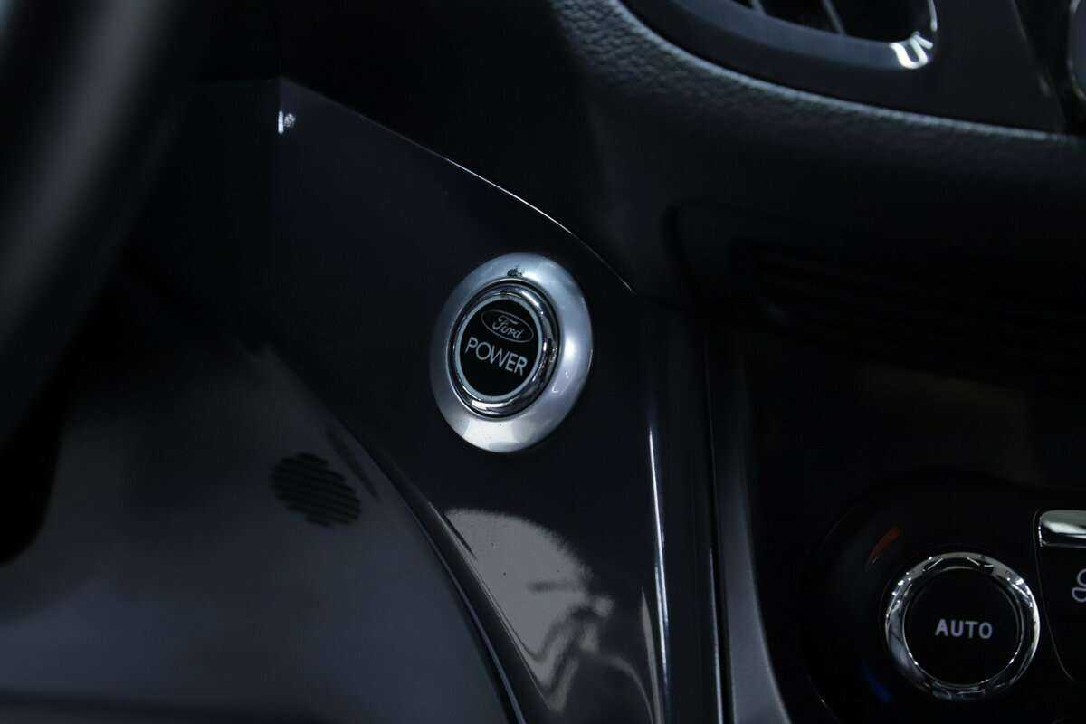 Ford Kuga б/у, 2013, Автоматическая. Фото: #13