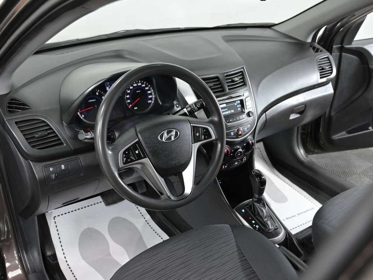 Hyundai Solaris б/у, 2016, Автоматическая. Фото: #4