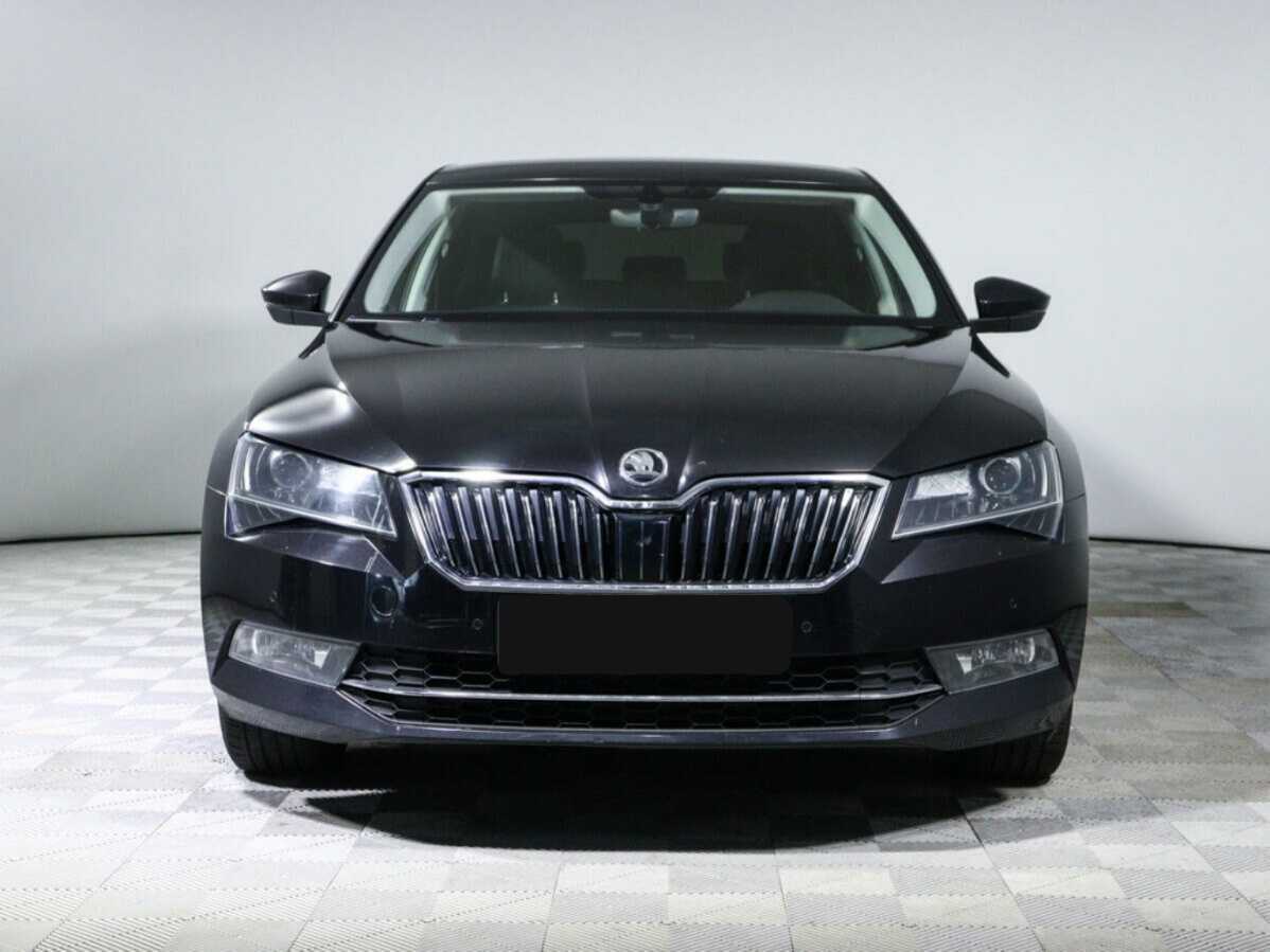 Skoda Superb б/у, 2019, Роботизированная. Фото: #1