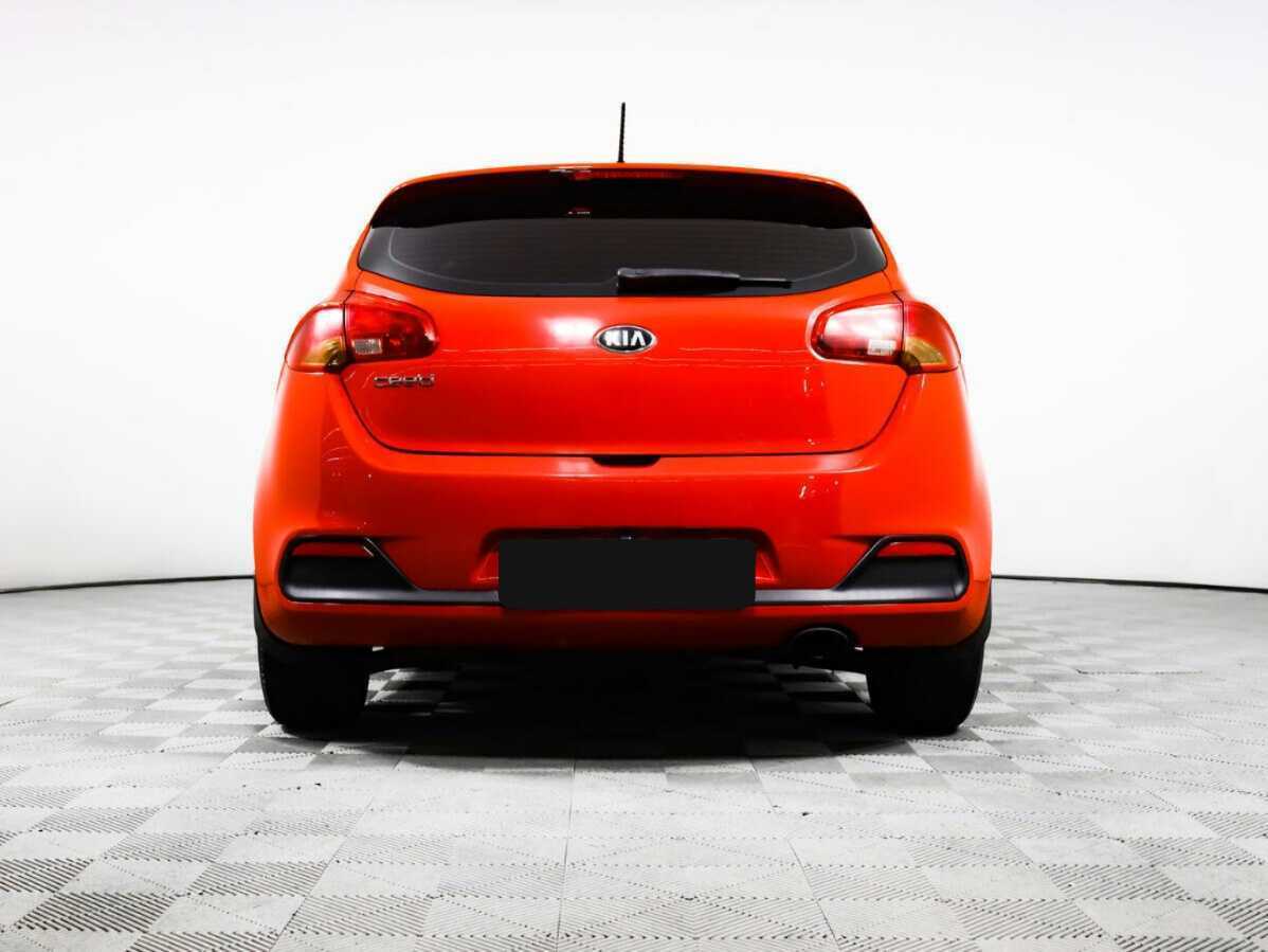 Kia Ceed б/у, 2015, Механическая. Фото: #4