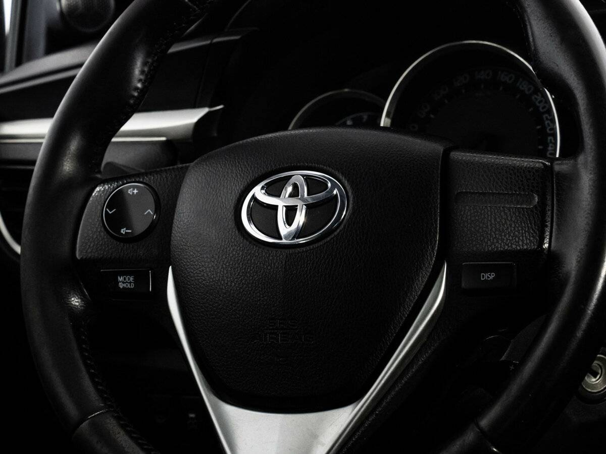 Toyota Corolla б/у, 2013, Механическая. Фото: #10