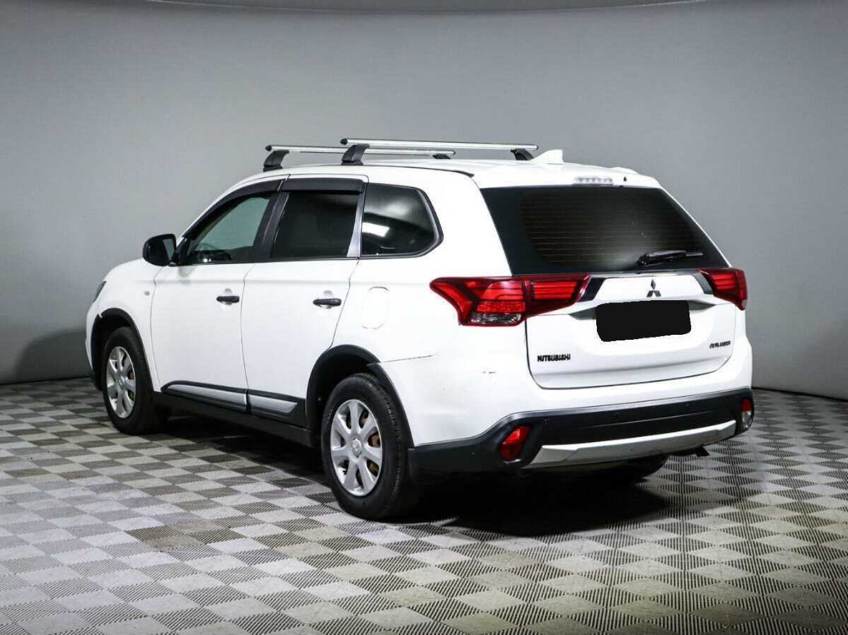 Mitsubishi Outlander б/у, 2018, Вариатор. Фото: #5