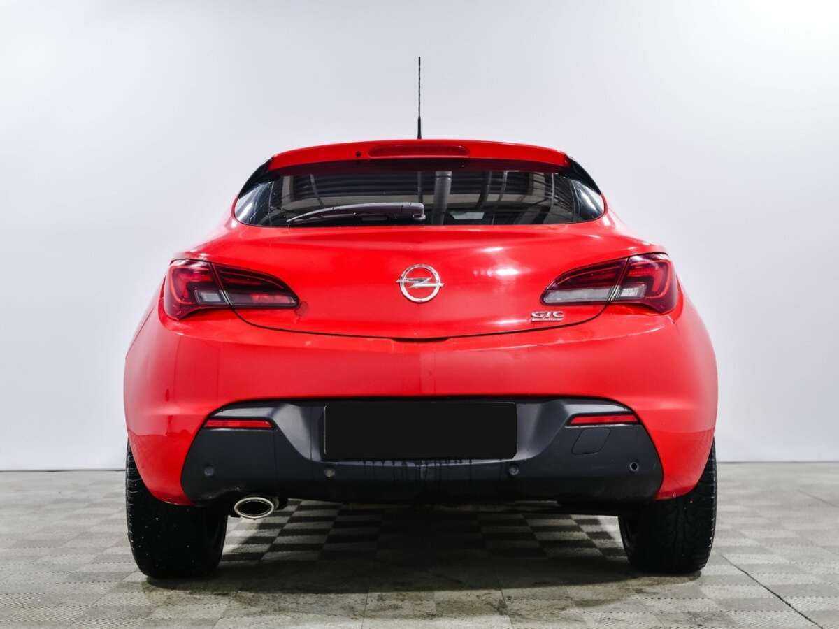 Opel Astra б/у, 2013, Автоматическая. Фото: #2