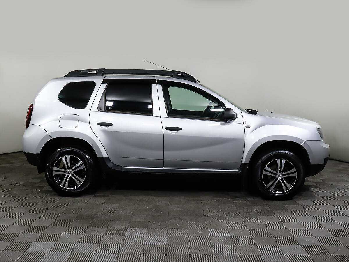 Renault Duster б/у, 2018, Механическая. Фото: #2
