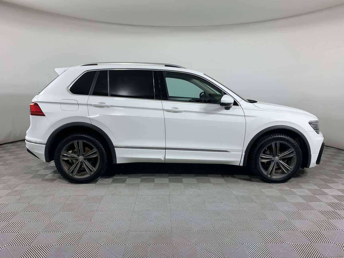 Volkswagen Tiguan б/у, 2018, Роботизированная. Фото: #3