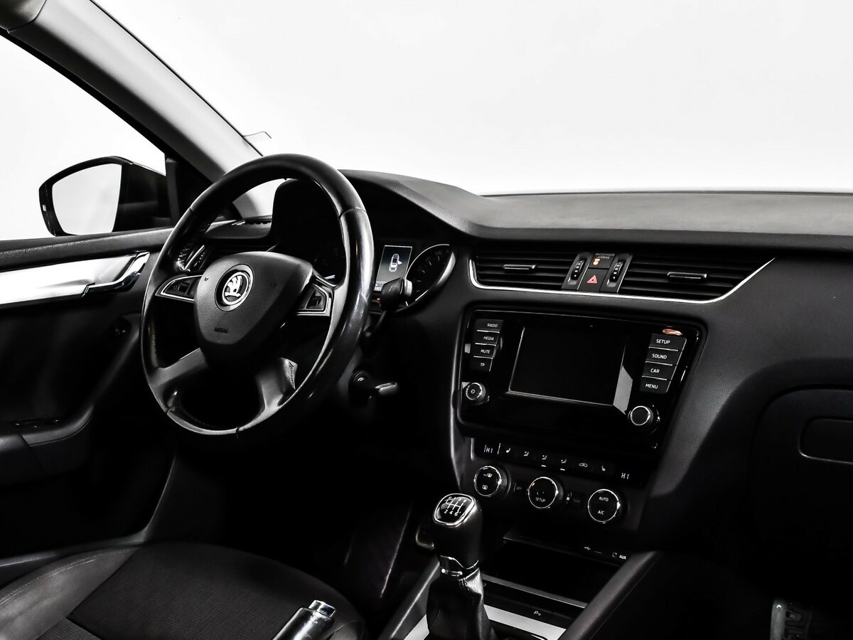 Skoda Octavia б/у, 2014, Механическая. Фото: #8