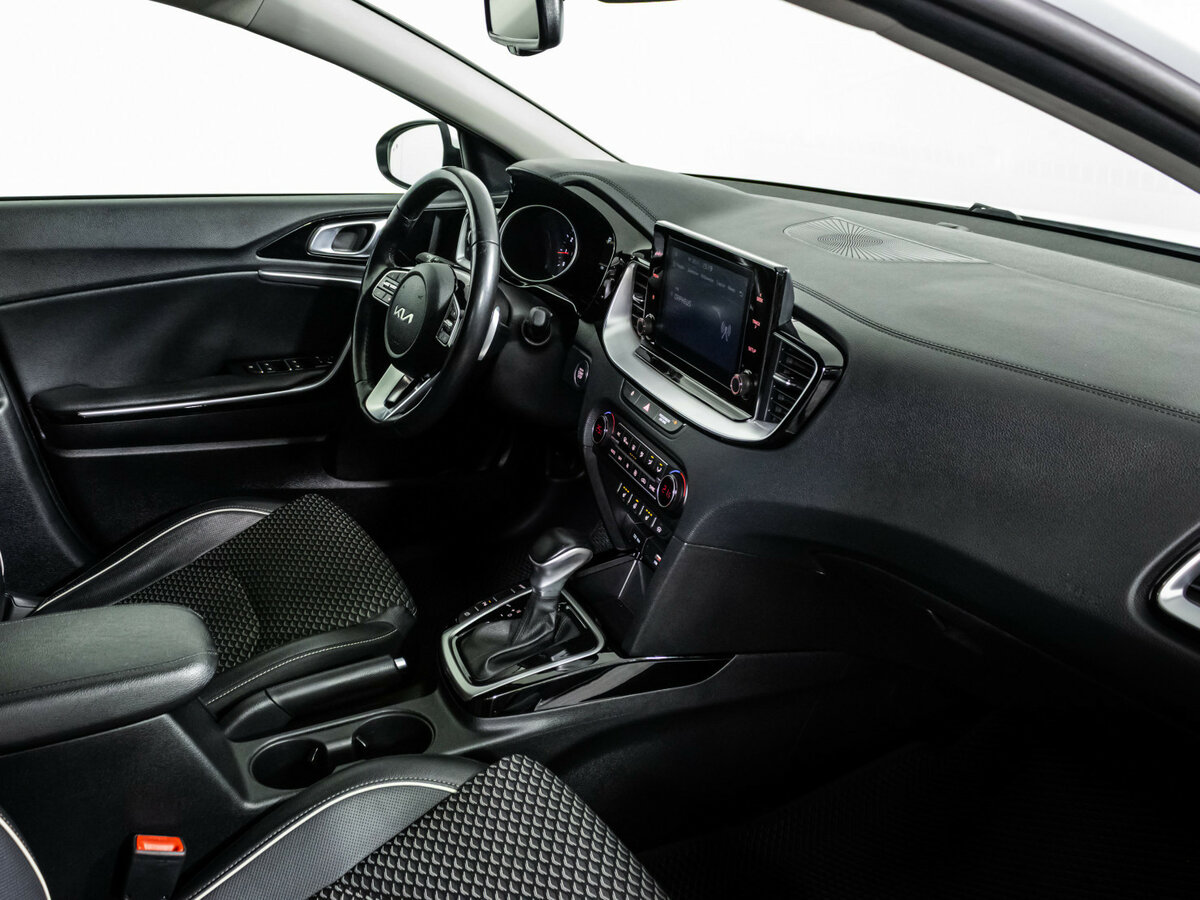 Kia Ceed б/у, 2022, Автоматическая. Фото: #6