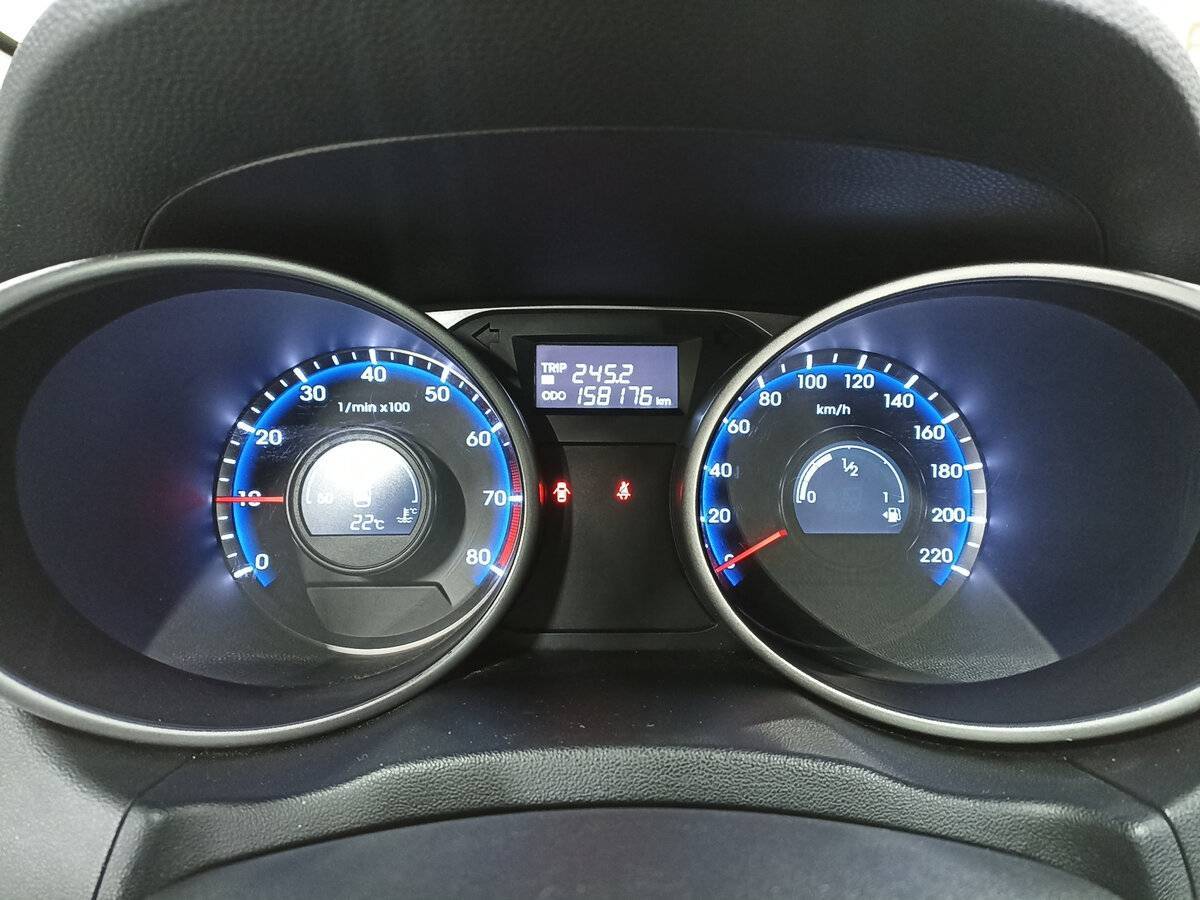 Hyundai ix35 б/у, 2014, Механическая. Фото: #12