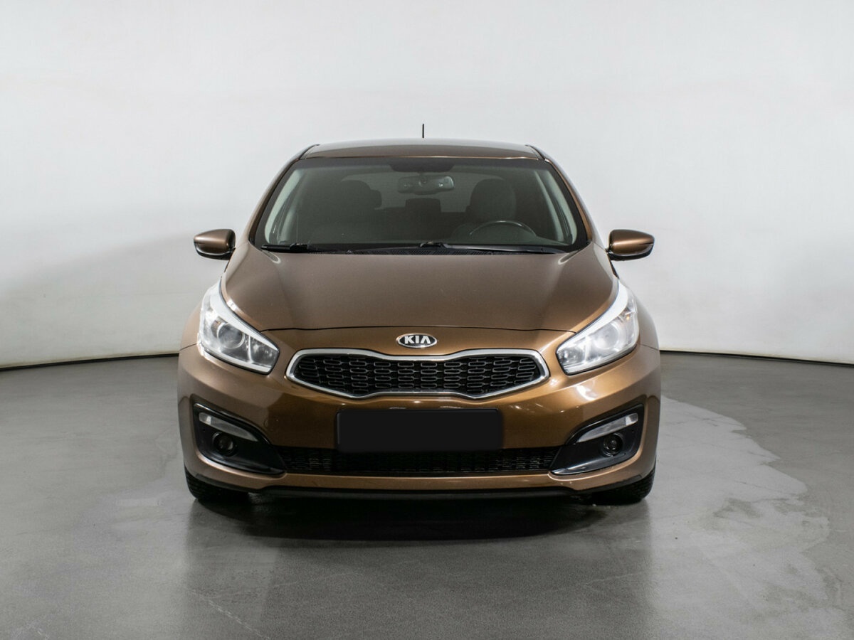 Kia Ceed б/у, 2016, Автоматическая. Фото: #1