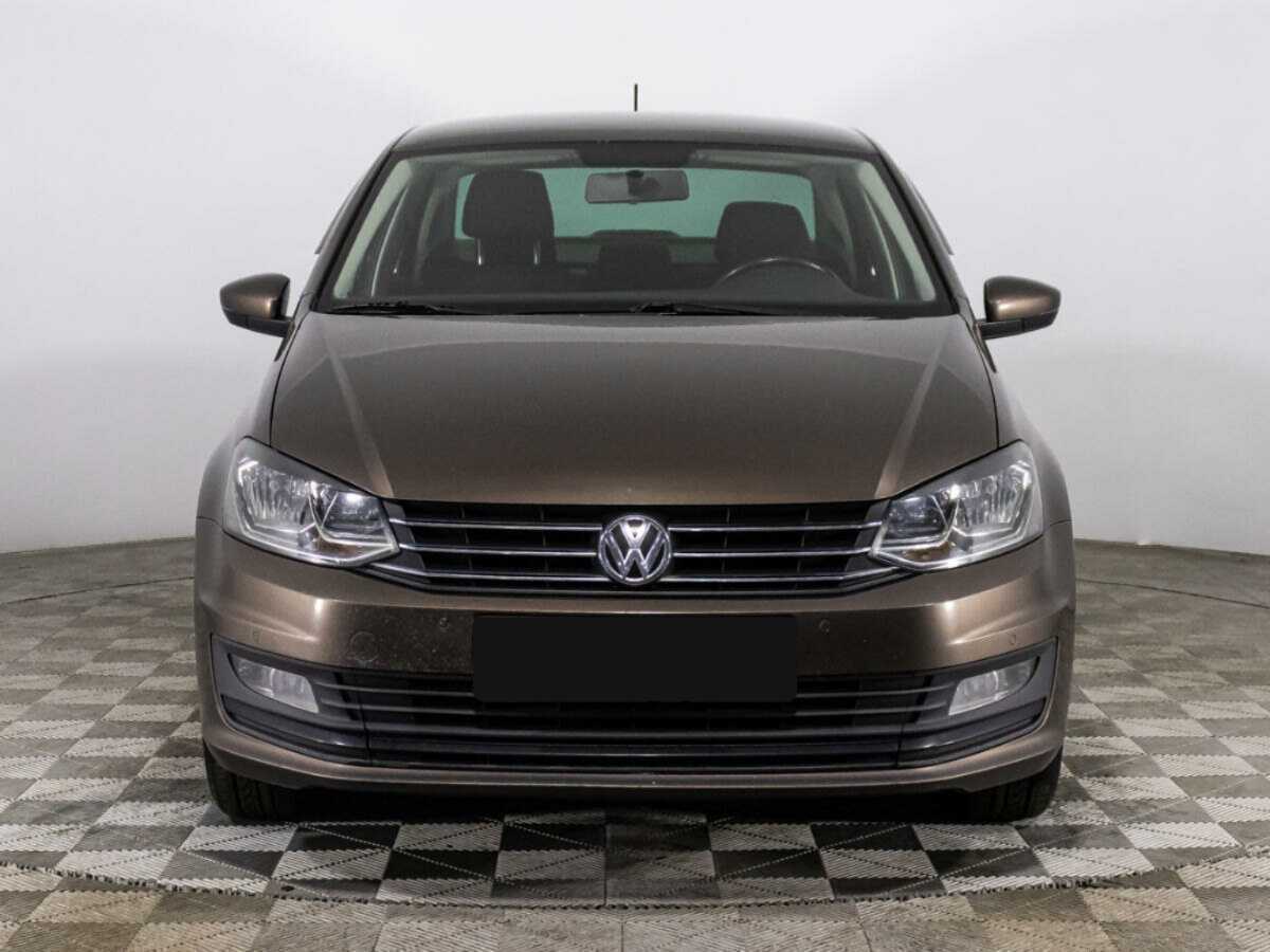 Volkswagen Polo б/у, 2019, Автоматическая. Фото: #1