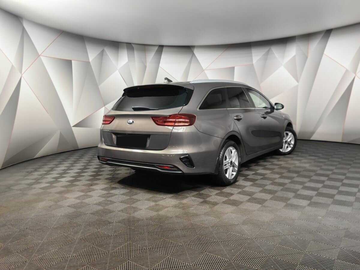 Kia Ceed б/у, 2020, Автоматическая. Фото: #1
