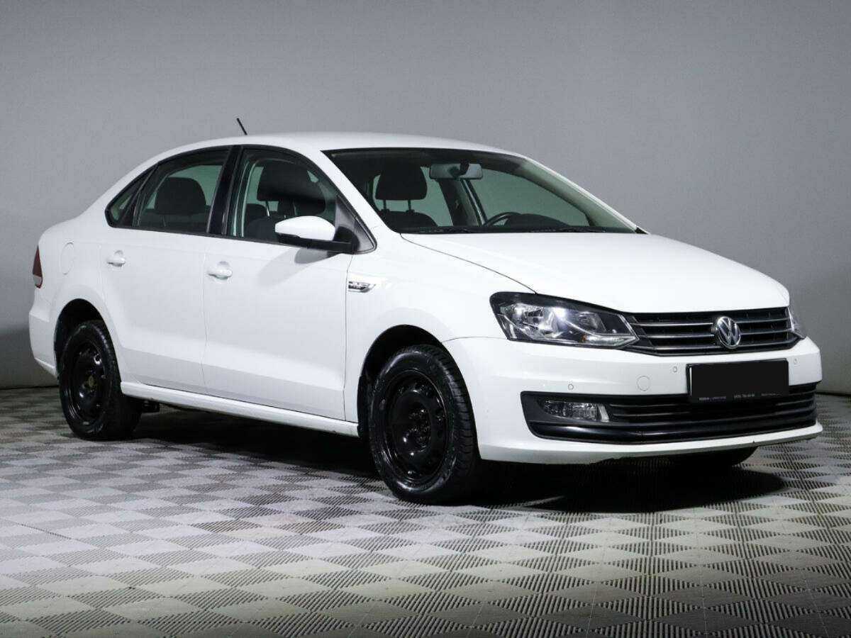 Volkswagen Polo б/у, 2019, Автоматическая. Фото: #2